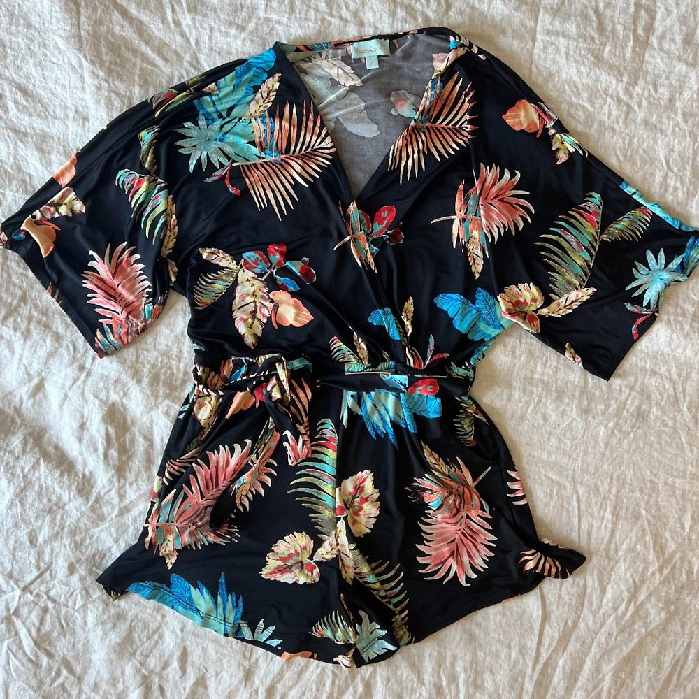 VERONICA M. Tropical Print Romper Size Small